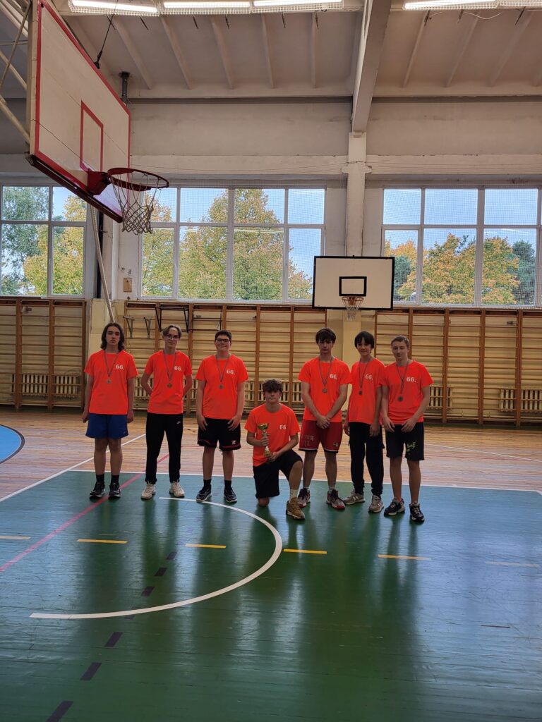 Apsveicam volejbola komandu!